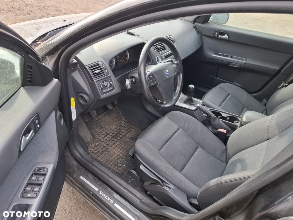 Volvo V50 - 5
