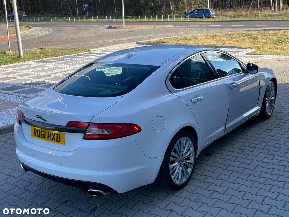 Jaguar XF 3.0 V6 D S Portfolio - 6
