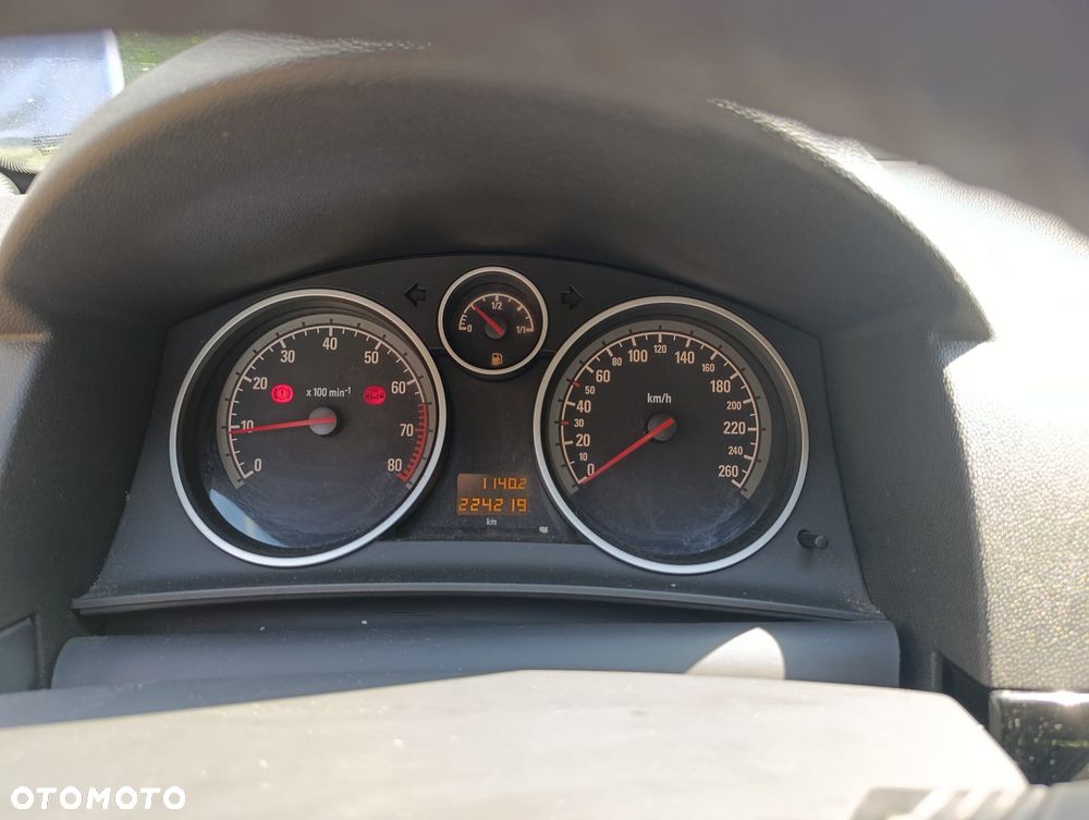 Opel Astra 1.6 - 11