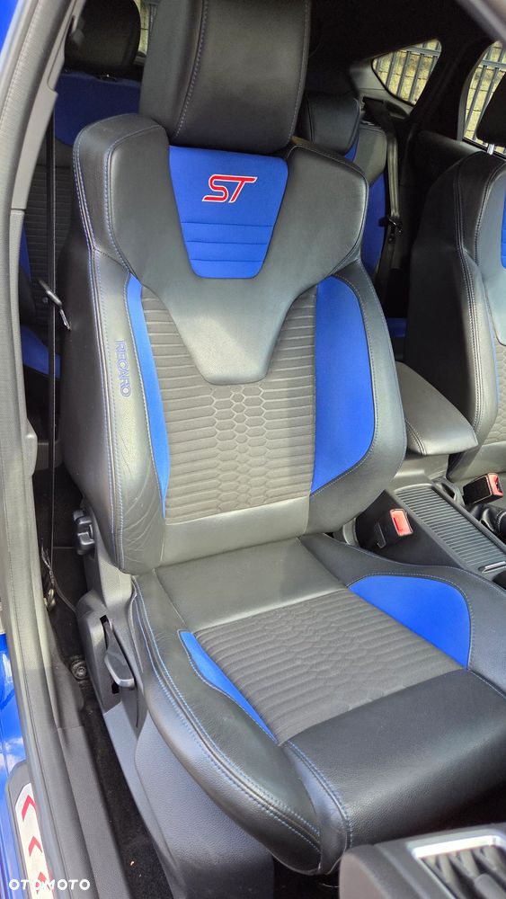 Ford Focus 2.0 TDCi ST-2 - 35