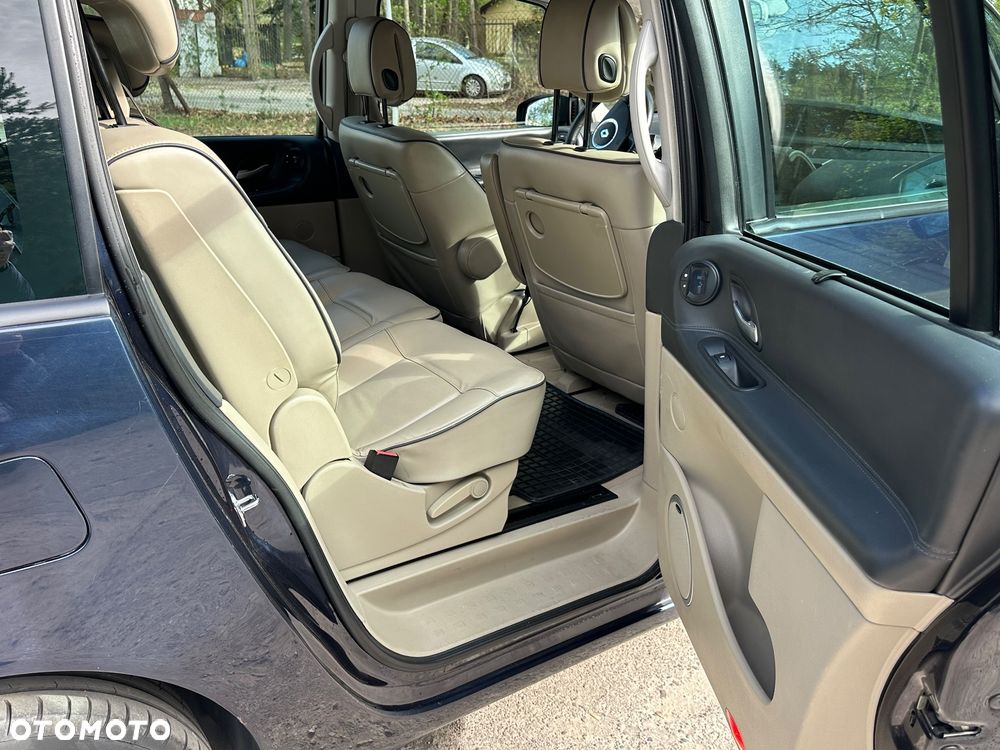 Renault Grand Espace 2.0 dCi FAP Initiale - 16