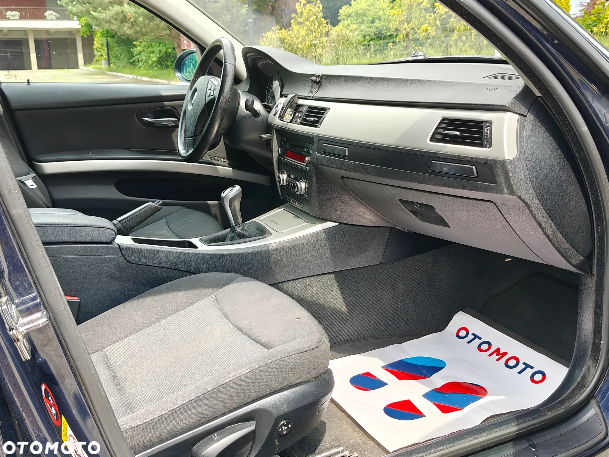 BMW Seria 3 318i - 17