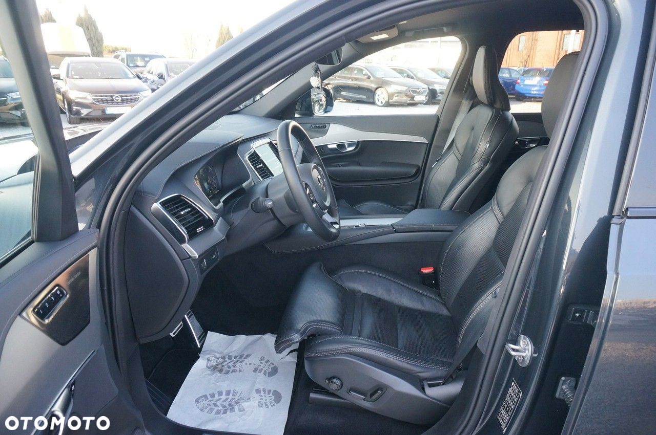 Volvo XC 90 - 19