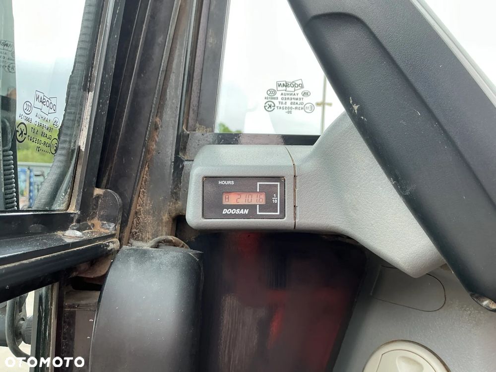 Bobcat E85 - 16
