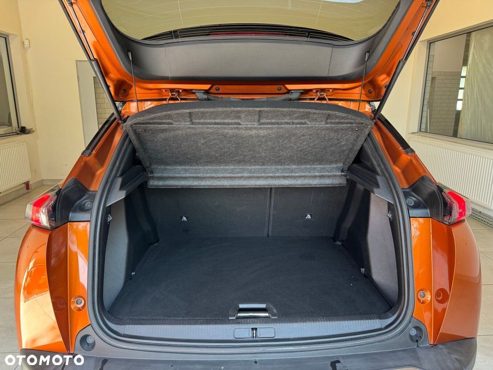 Peugeot 2008 1.2 PureTech GT Line S&S - 27
