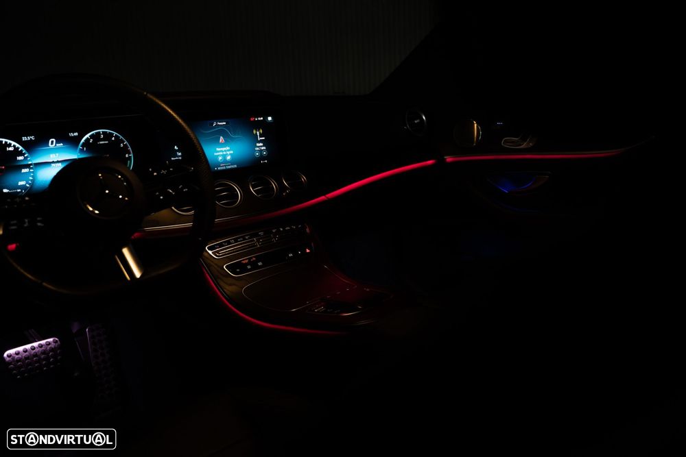 Mercedes-Benz E 300 de 4Matic T 9G-TRONIC - 47