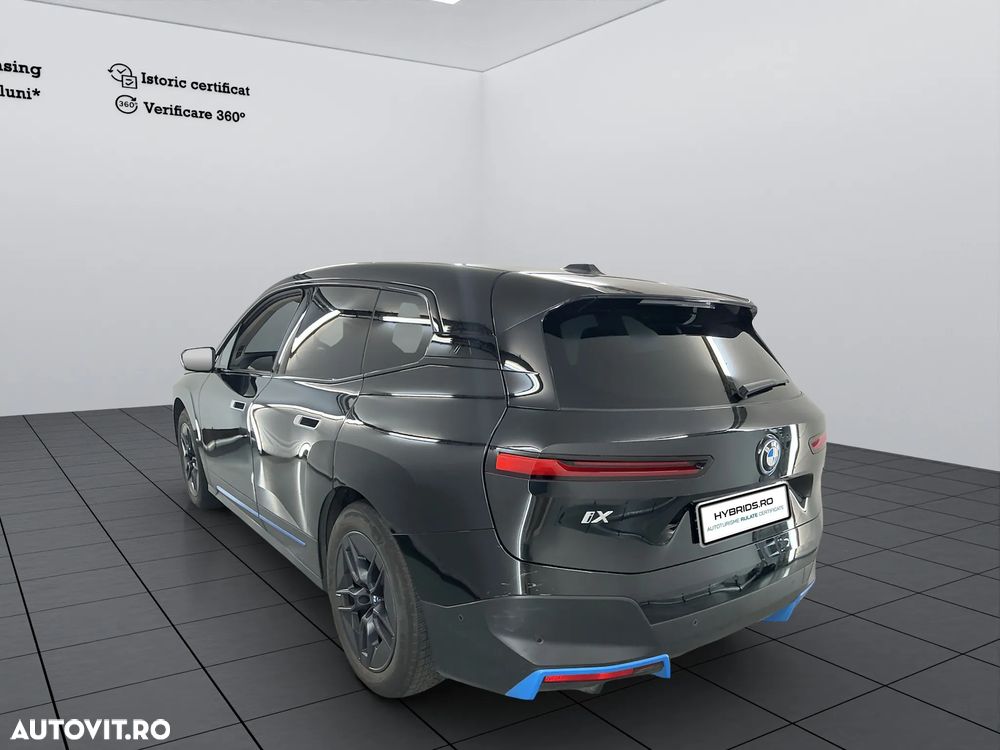 BMW iX xDrive40 - 3