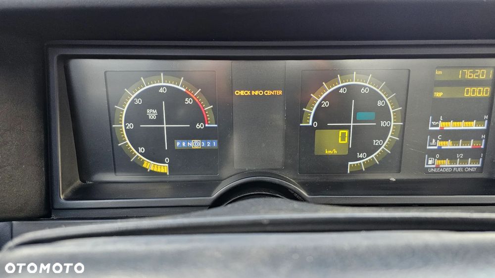 Cadillac Allante 4.6 - 29