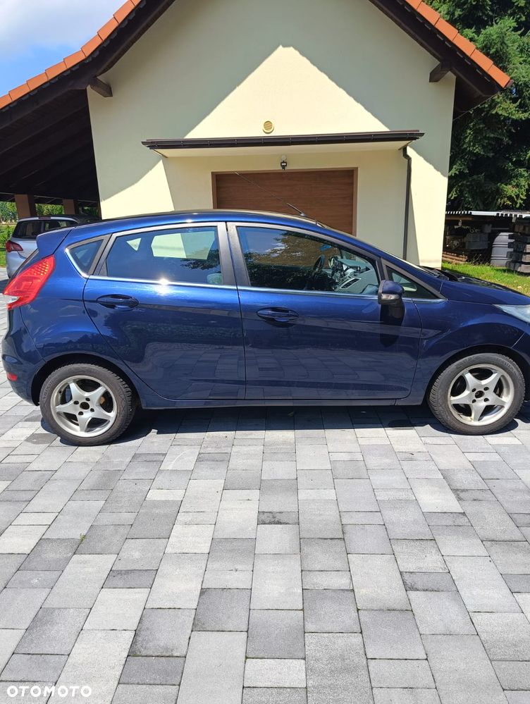 Ford Fiesta 1.6 Ti-VCT Titanium - 2