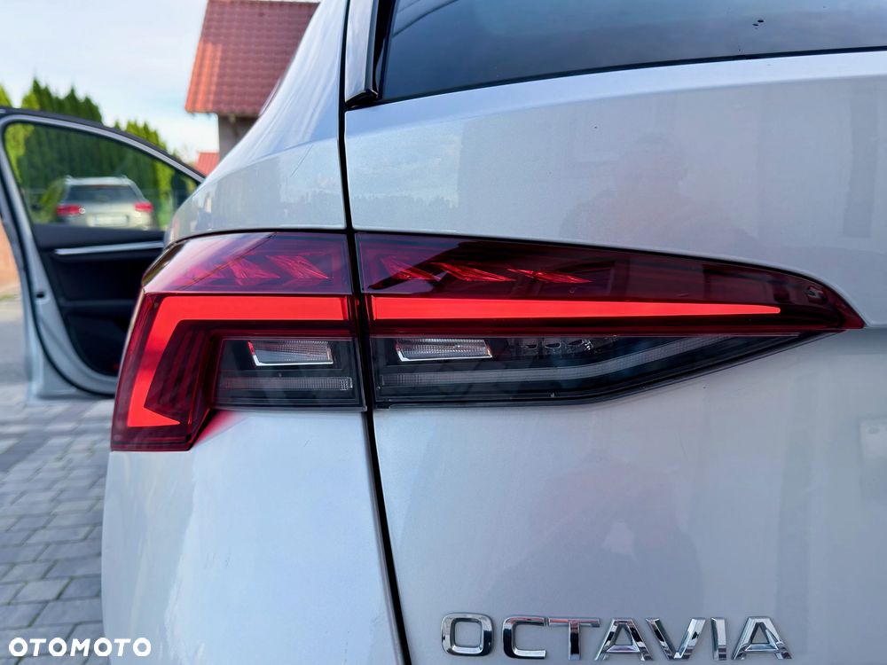 Skoda Octavia 2.0 TDI DSG First Edition - 19