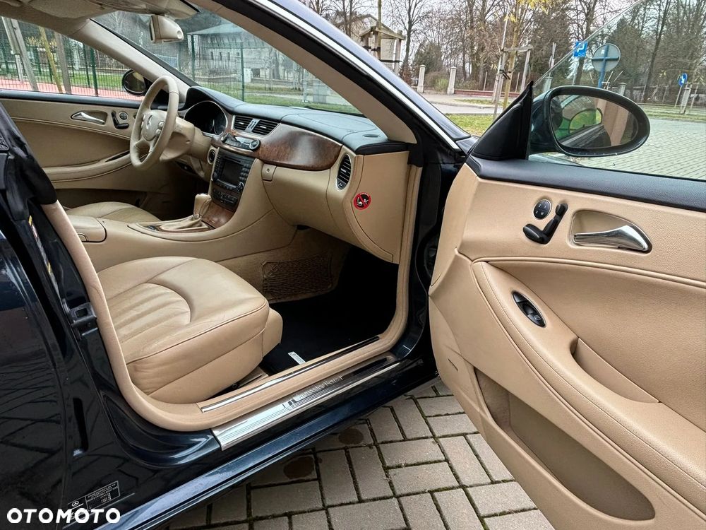 Mercedes-Benz CLS 350 - 18