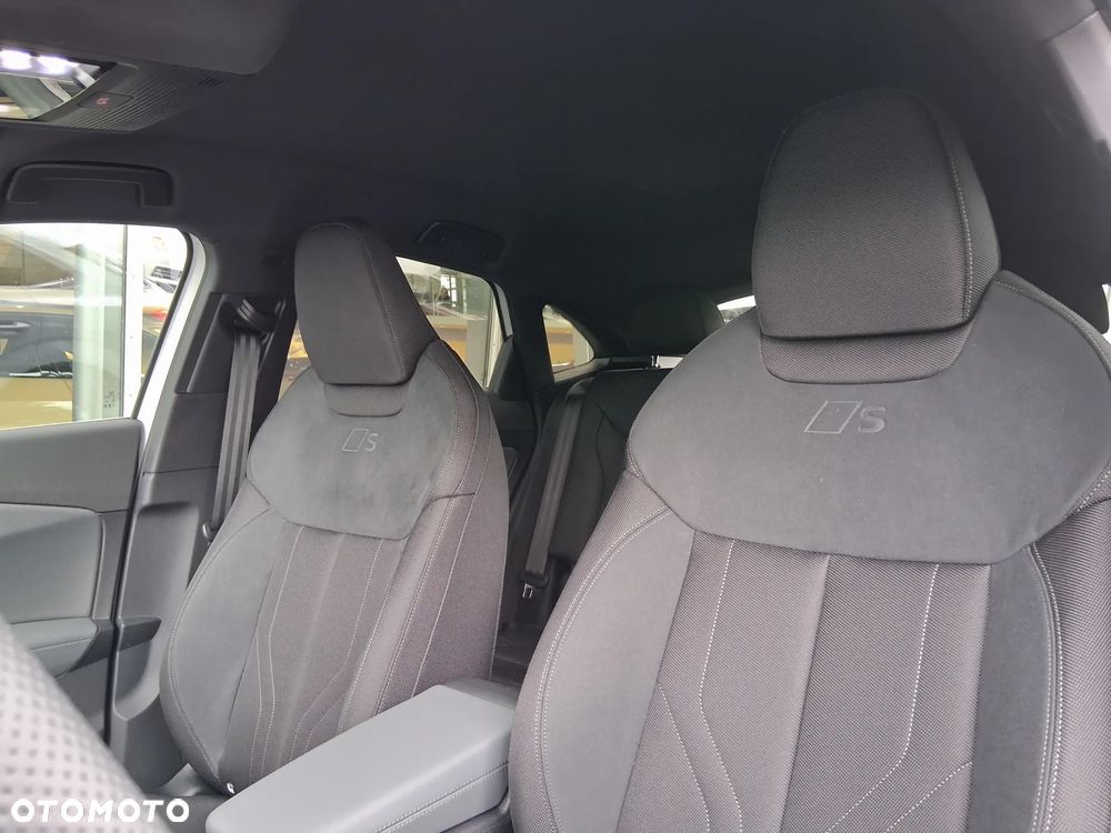 Audi Q3 Sportback - 10