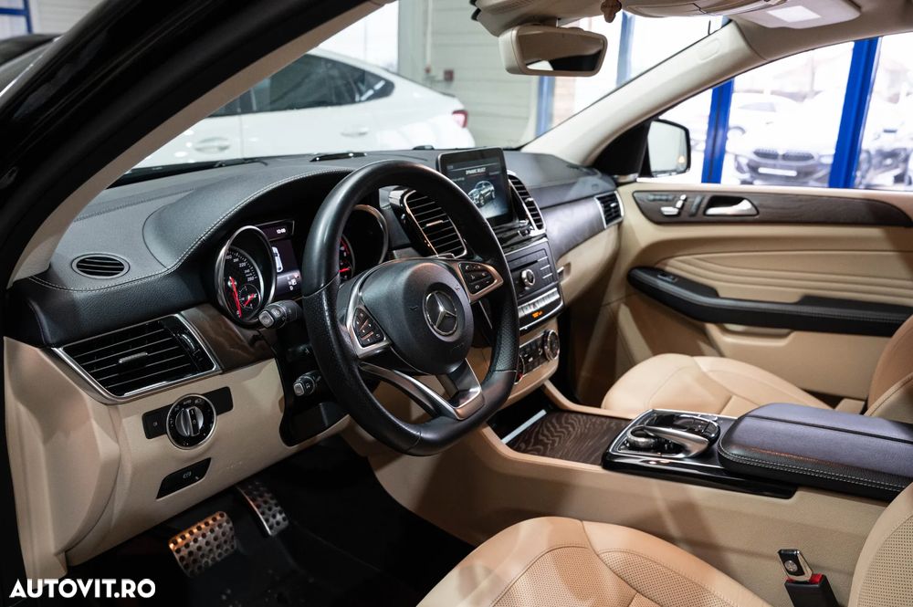 Mercedes-Benz GLE Coupe 43 AMG 4MATIC - 30