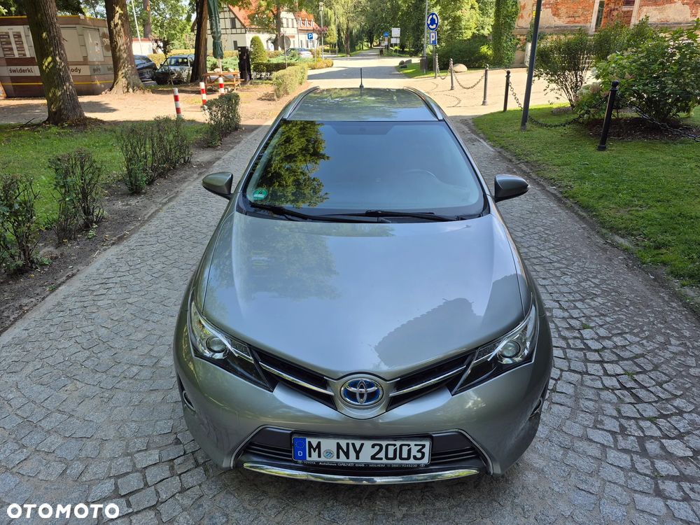 Toyota Auris - 2