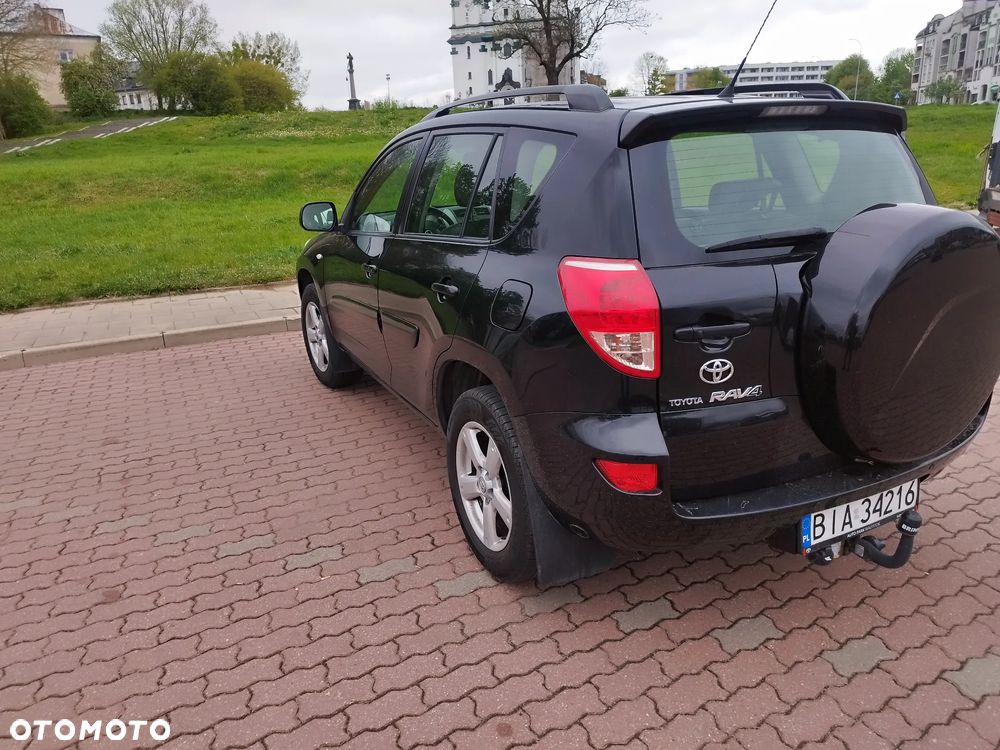 Toyota RAV4 2.0 VVT-i Prestige - 3