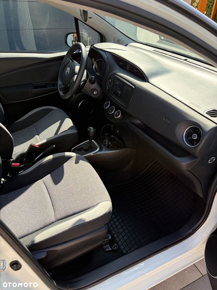 Toyota Yaris 1.5 20th Anniversary CVT - 9
