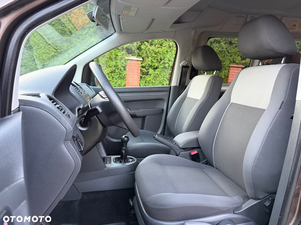 Volkswagen Caddy 1.6 (7-Si.) Edition 30 - 36