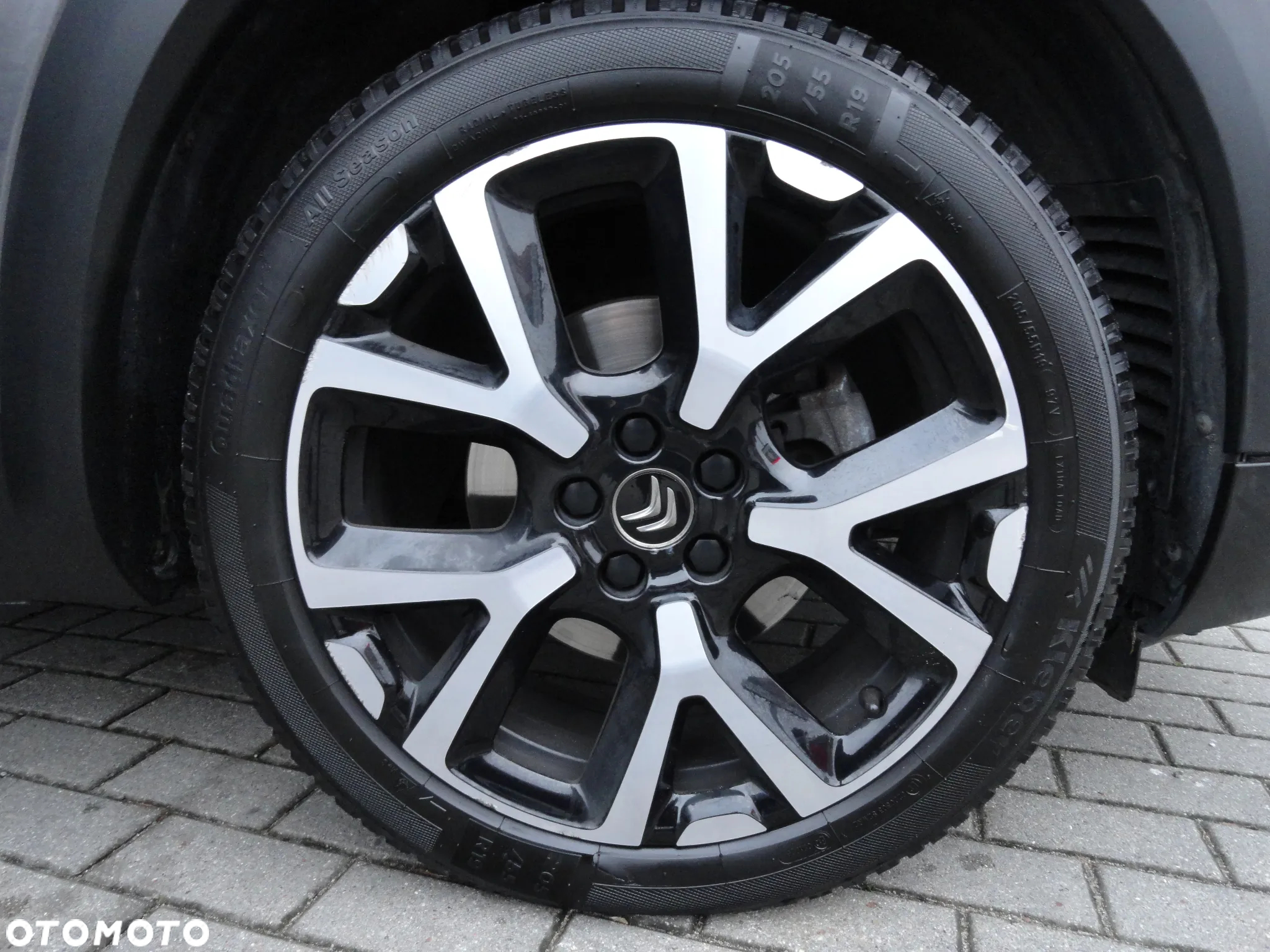 Citroën C5 Aircross BlueHDI 130 S&S EAT8 LIVE PACK - 25