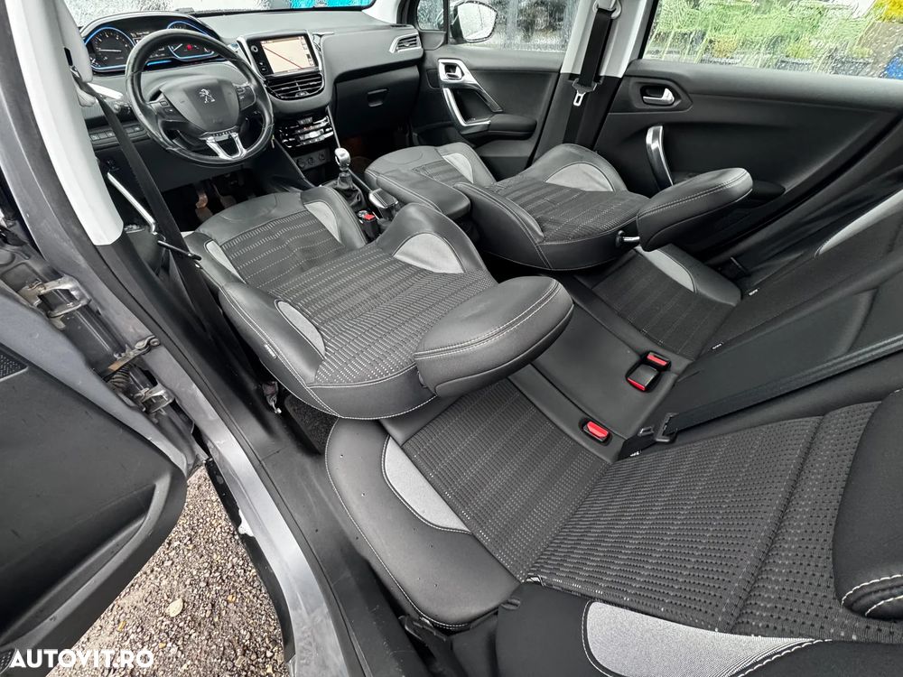 Peugeot 2008 1.6 e-HDi FAP STT Active - 21