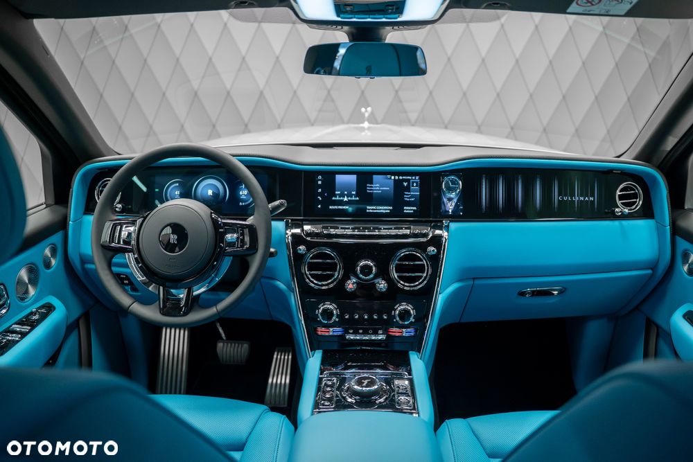 Rolls-Royce Cullinan - 20