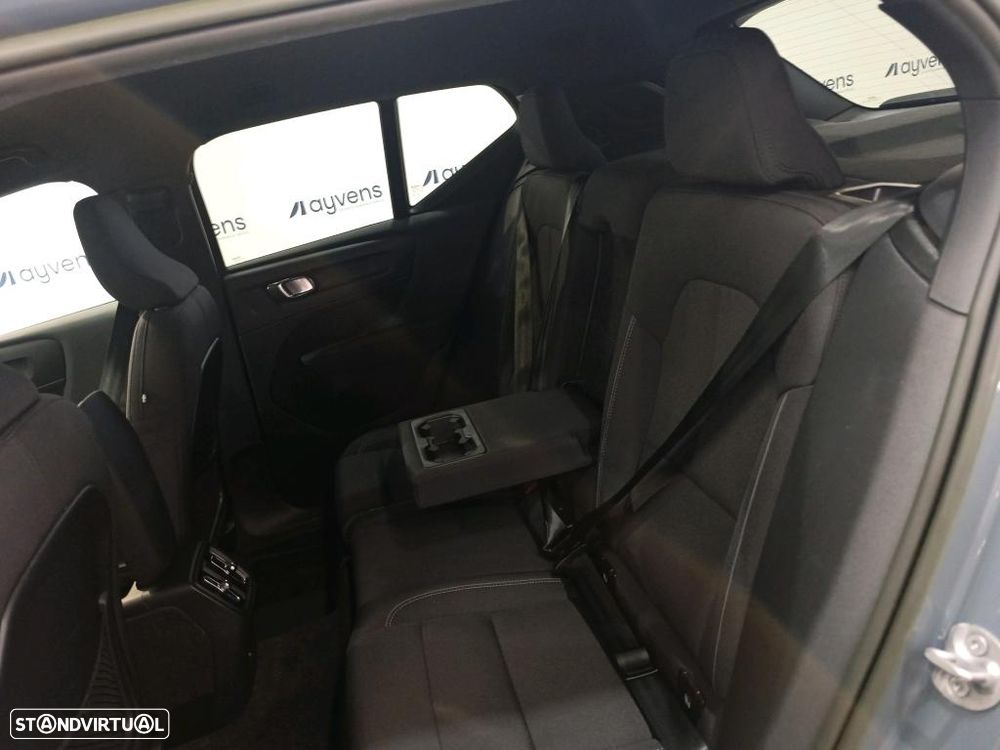 Volvo XC 40 Recharge Plus - 10