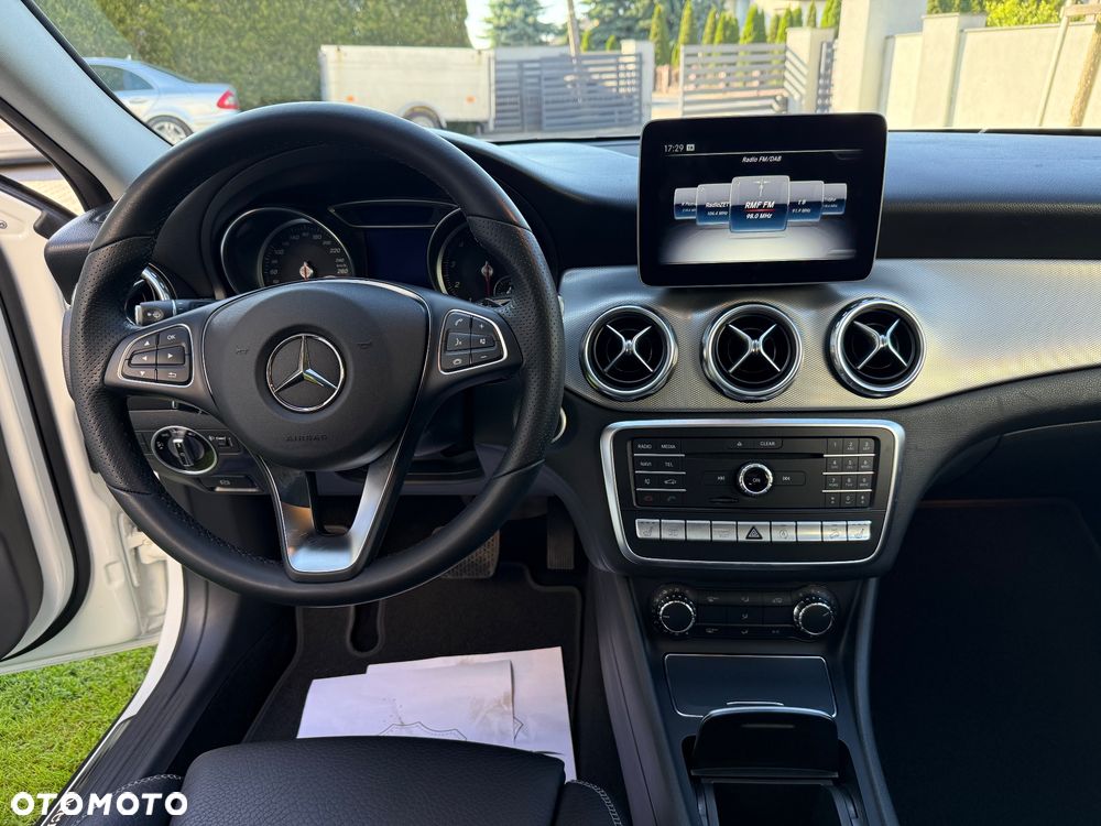 Mercedes-Benz GLA 220 4-Matic - 2