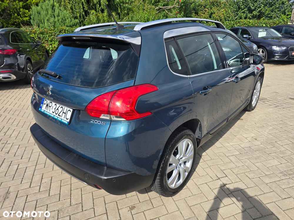 Peugeot 2008 - 4