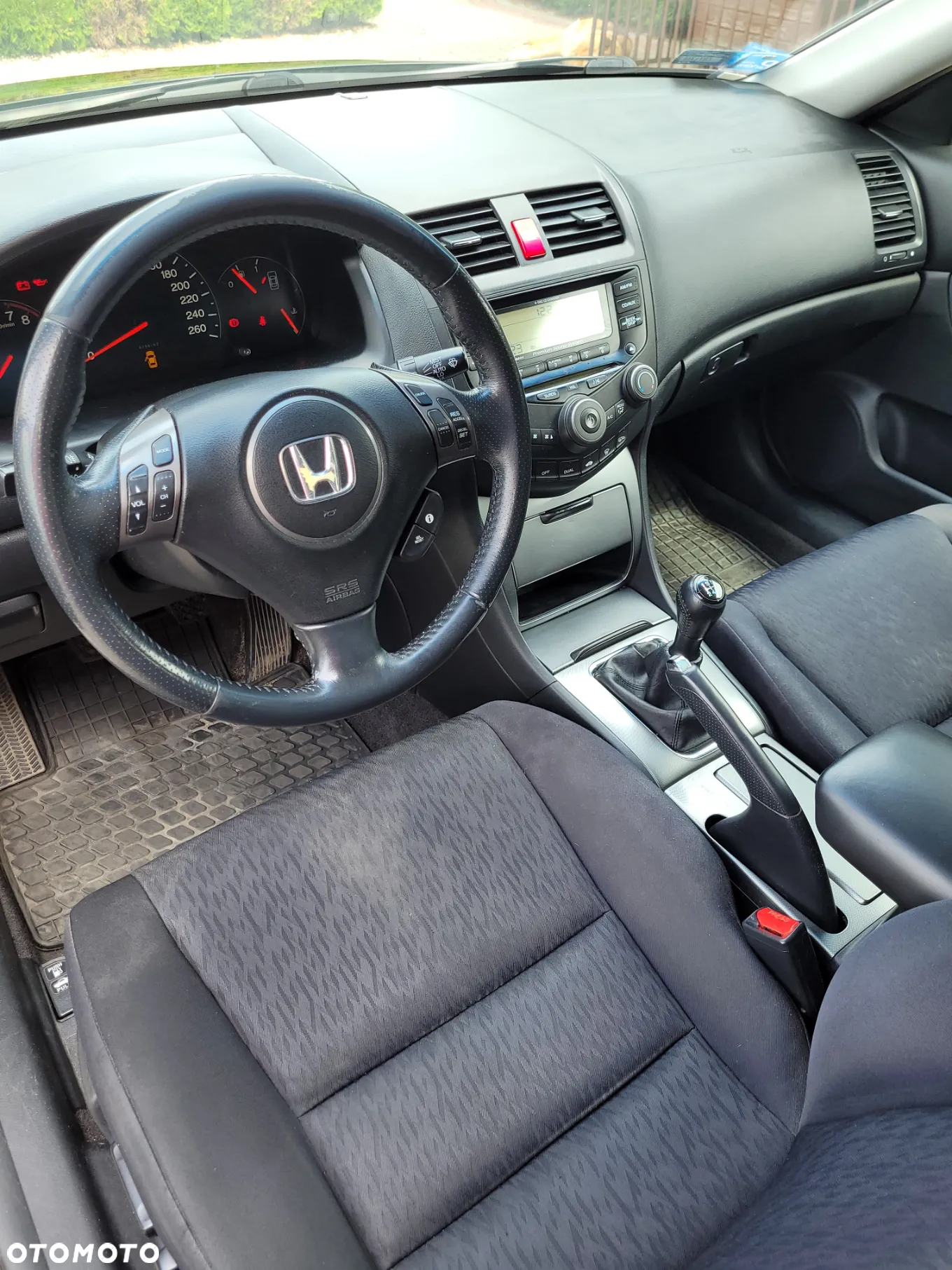 Honda Accord 2.0 Executive - 6