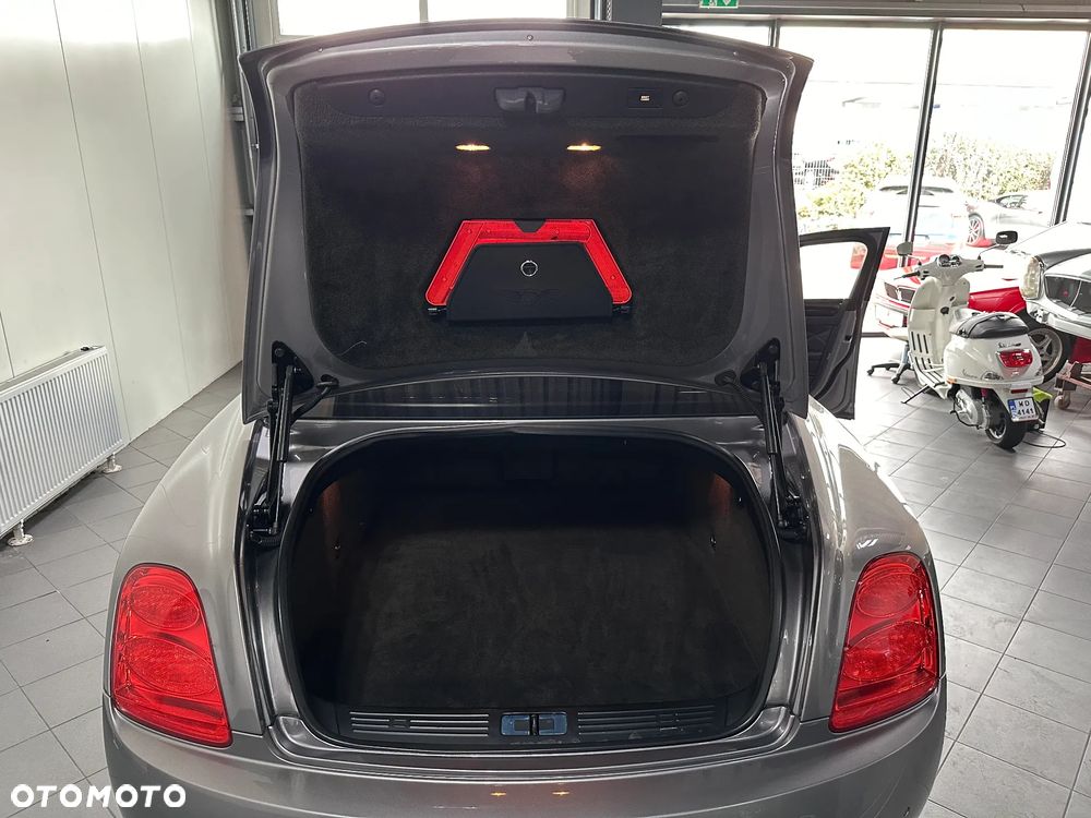 Bentley Flying Spur - 31