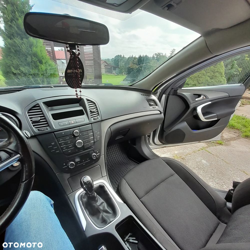 Opel Insignia 1.8 - 8