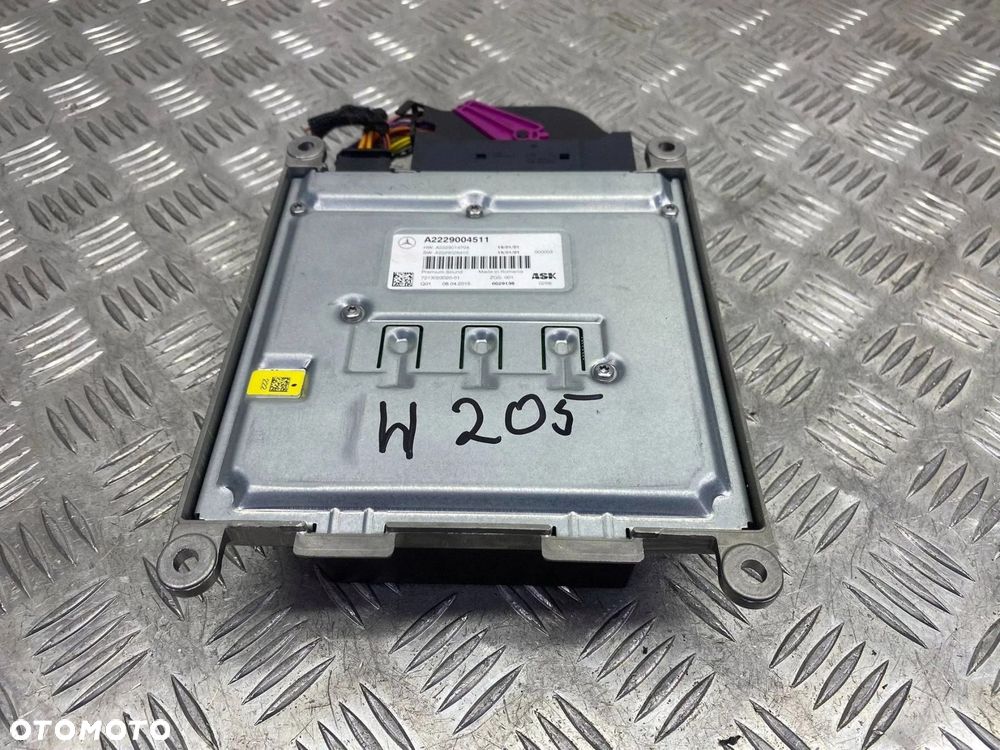 WZMACNIACZ AUDIO BURMESTER MERCEDES C W205 A2229004511 - 7