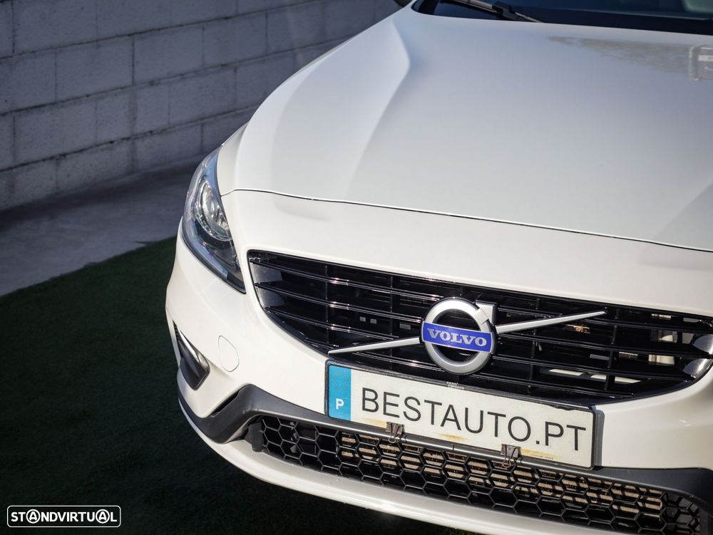 Volvo V60 2.0 D2 R-Design - 12