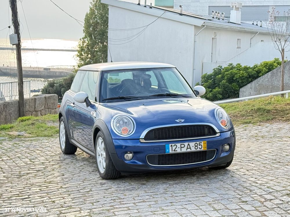 MINI 3 Portas Cooper D - 4