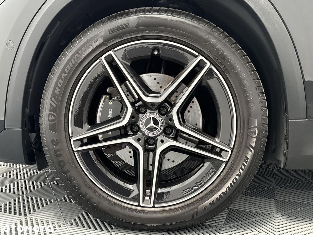 Mercedes-Benz GLA 200 AMG Line - 10