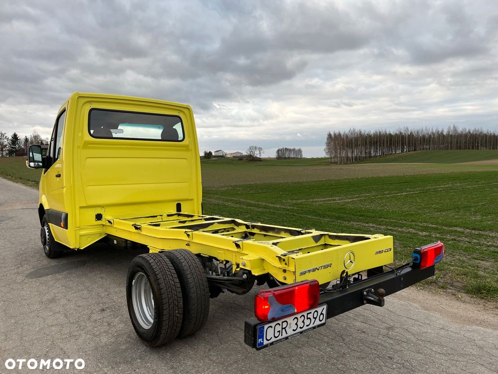 Mercedes-Benz Sprinter - 11