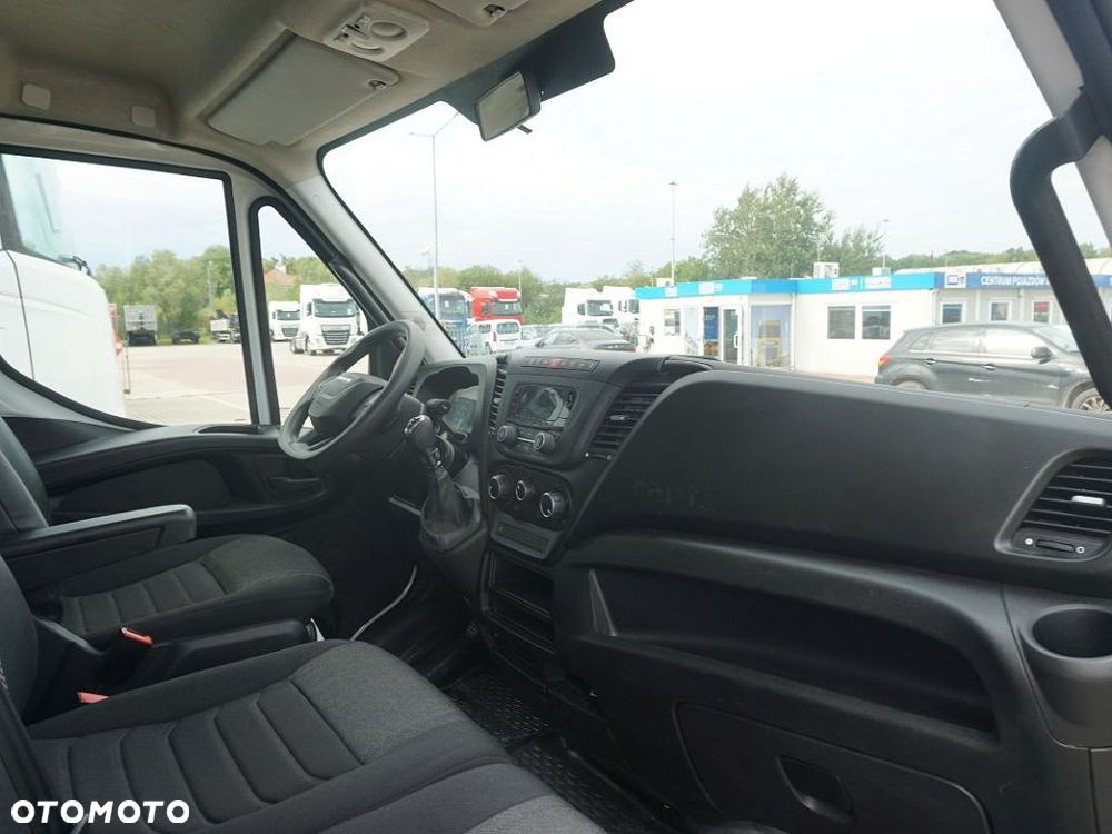 Iveco DAILY 35C16 - 11