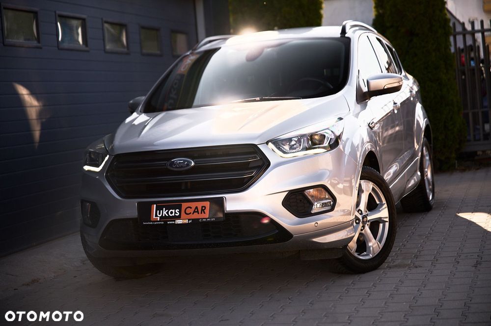 Ford Kuga - 31