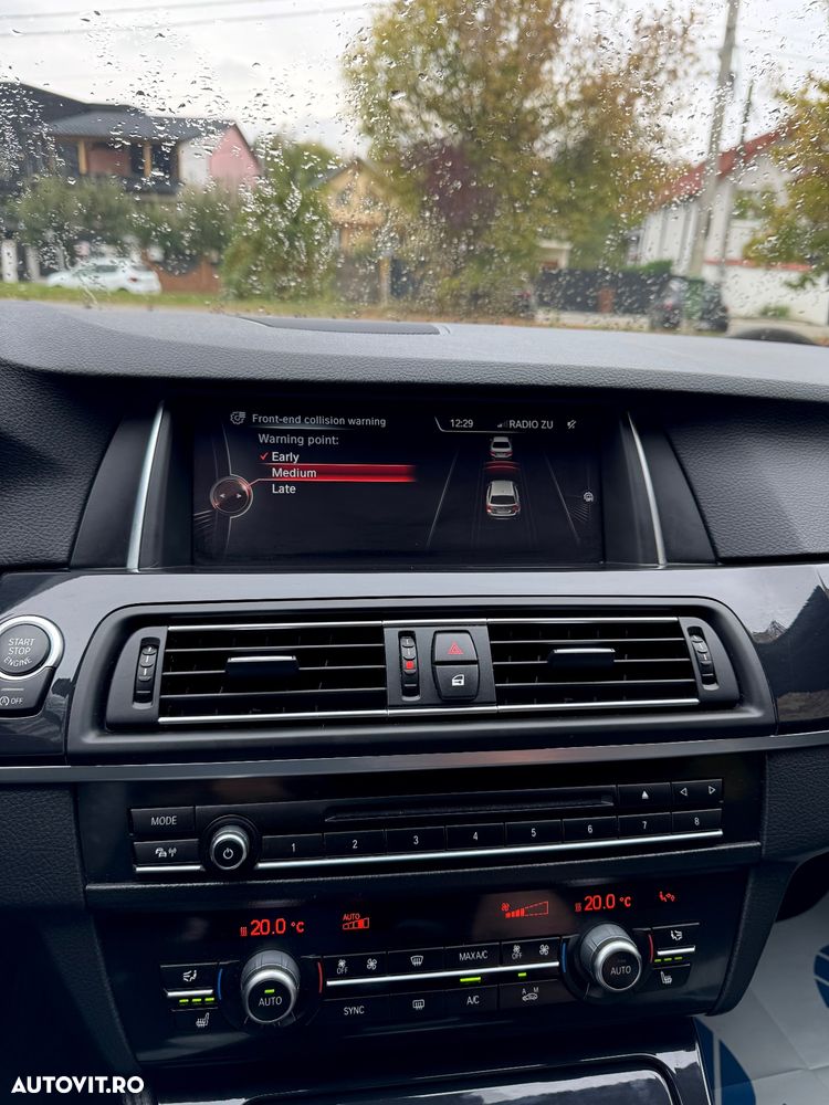 BMW Seria 5 520d Touring Aut. - 13