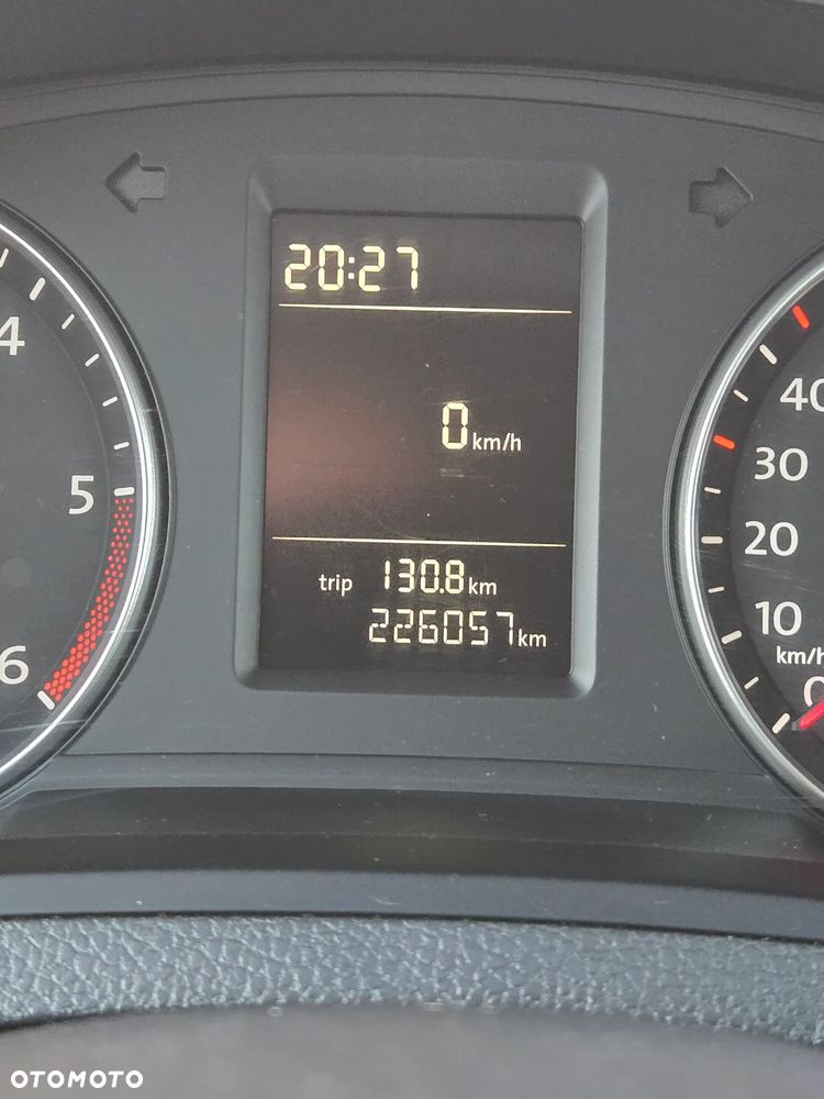 Volkswagen Sharan 2.0 TDI Blue Motion Style - 17