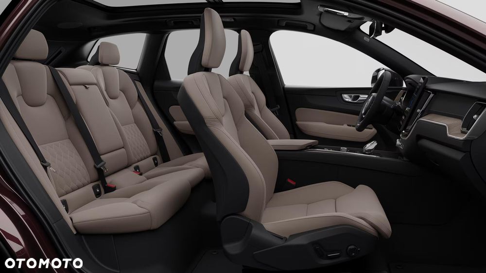 Volvo XC 60 B5 B AWD Ultra Dark - 12