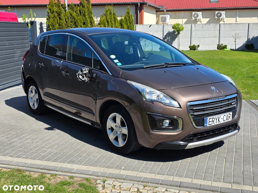 Peugeot 3008 2.0 HDi HYbrid4 - 5