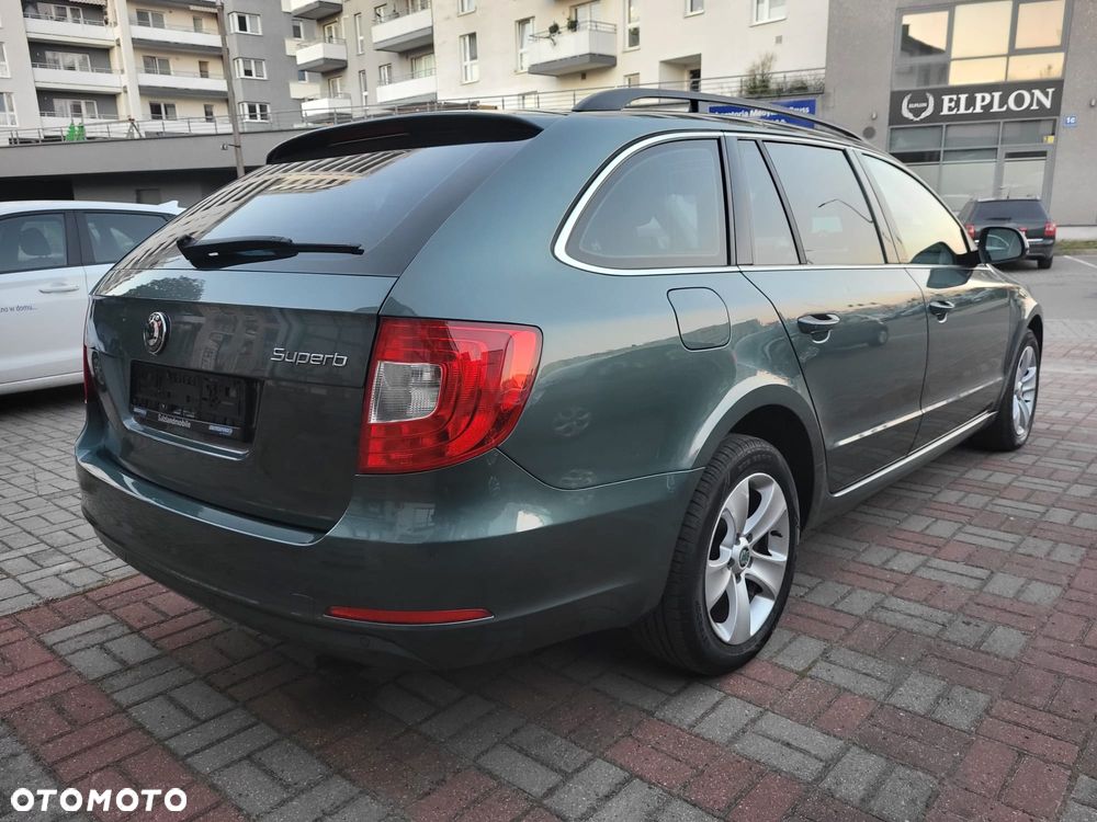 Skoda Superb 2.0 TDI Exclusive - 9