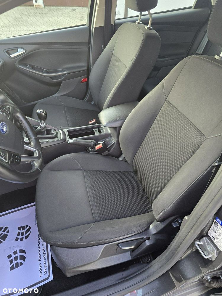 Ford Focus - 17