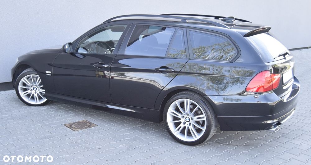 BMW Seria 3 320d xDrive DPF - 14