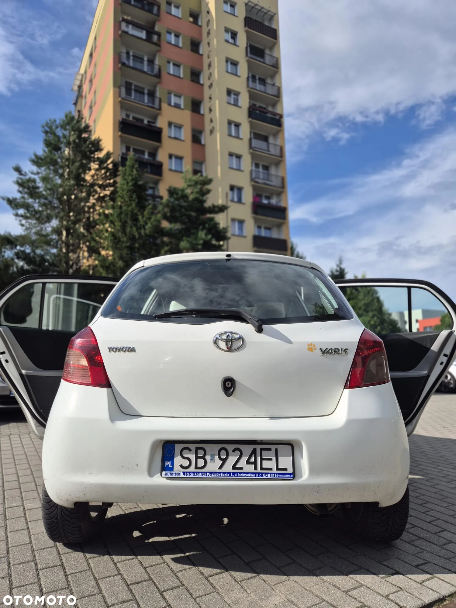 Toyota Yaris 1.3 Luna - 2