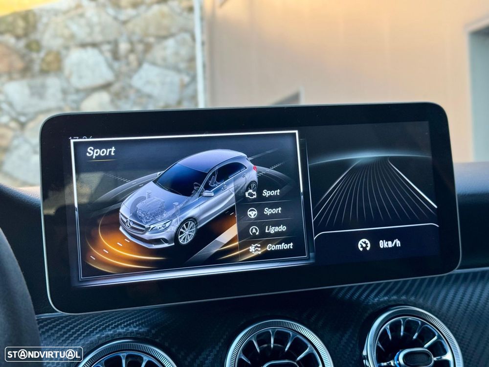 Mercedes-Benz A 180 d AMG Line - 42