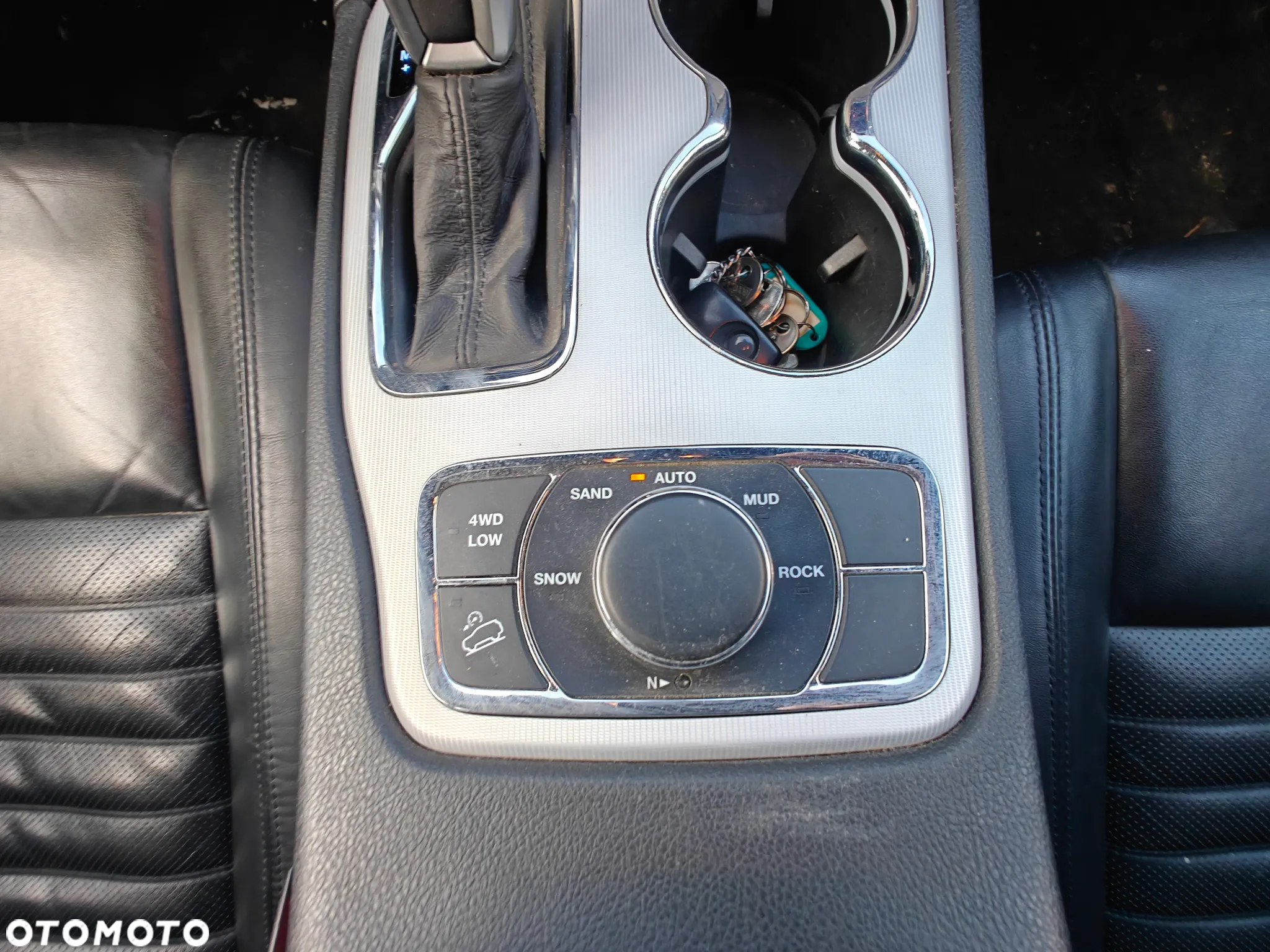 Jeep Grand Cherokee - 8