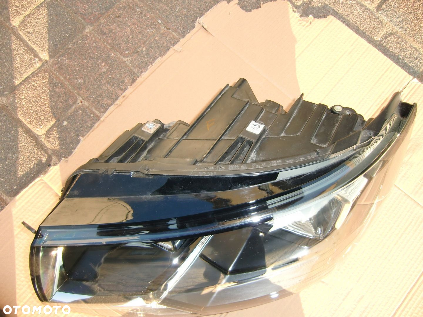 LAMPA LEWA VW T 6 T6 EUROP ŁADNA 7E1941015AD - 2