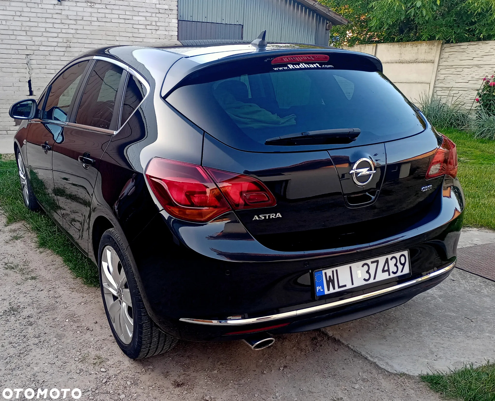 Opel Astra IV 2.0 CDTI Cosmo - 24