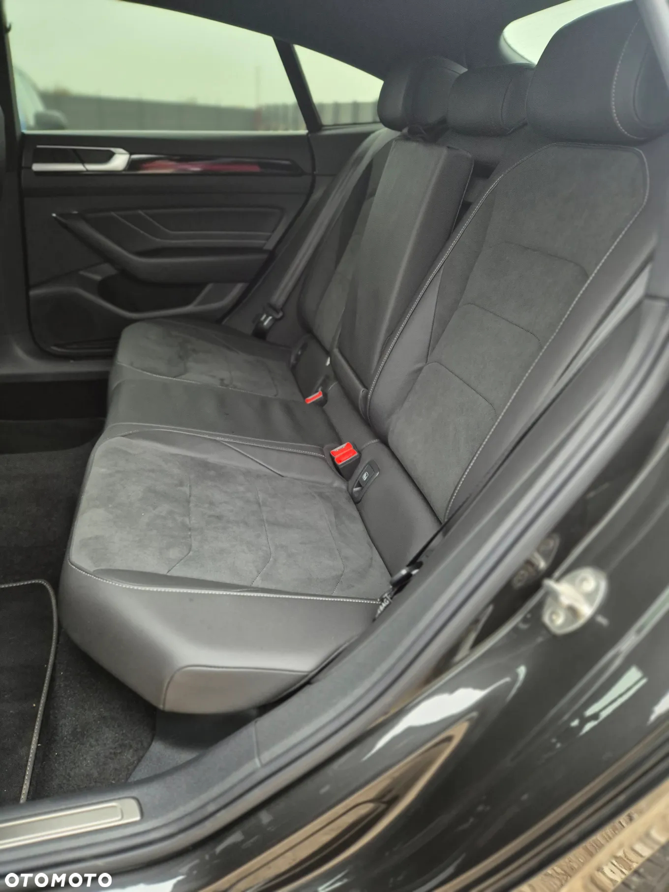 Volkswagen Arteon 1.4 Plug-In Hybrid R-Line DSG - 9